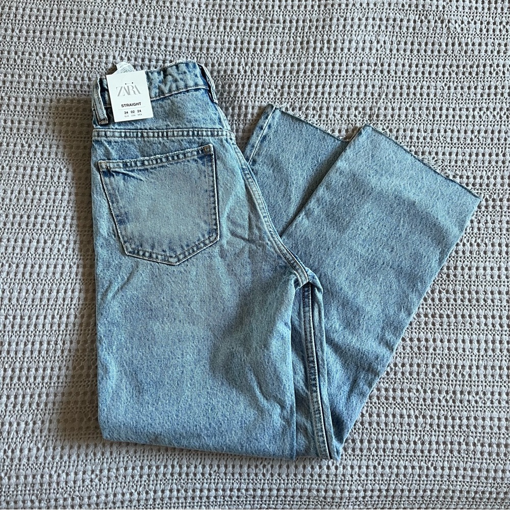 Zara High Rise Straight Jeans - Picture 1 of 8